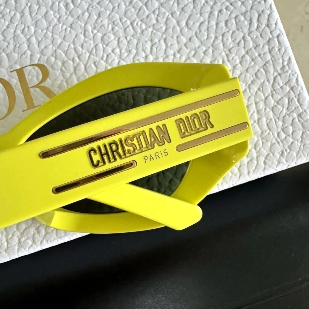 New! Dior Signature B1U 66C0 Sunglasses, Neon Yellow, Authentic - Picture 5 of 12